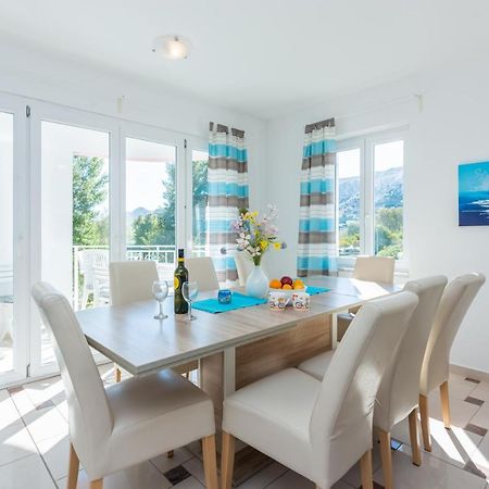 Beautiful Apartment Lovorka 6 , Baska, Krk Екстериор снимка