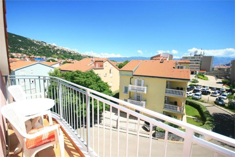 Beautiful Apartment Lovorka 6 , Baska, Krk Екстериор снимка